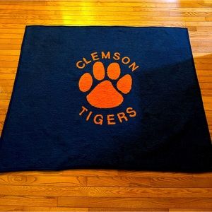 Clemson blanket